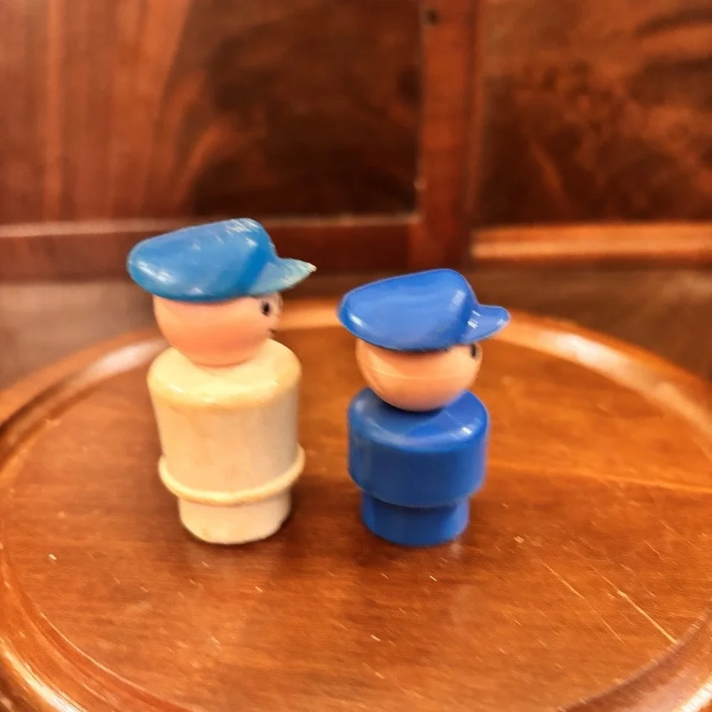 Vintage Little People Fisher Price Blue Drivers Figures Lot of 2 Toy People